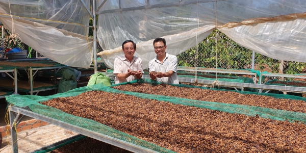 04cd1f1a6aee9fb0c6ff32