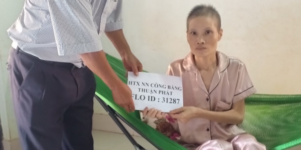 tặng quà bệnh nhân ung thư tang qua benh nhan ung thu